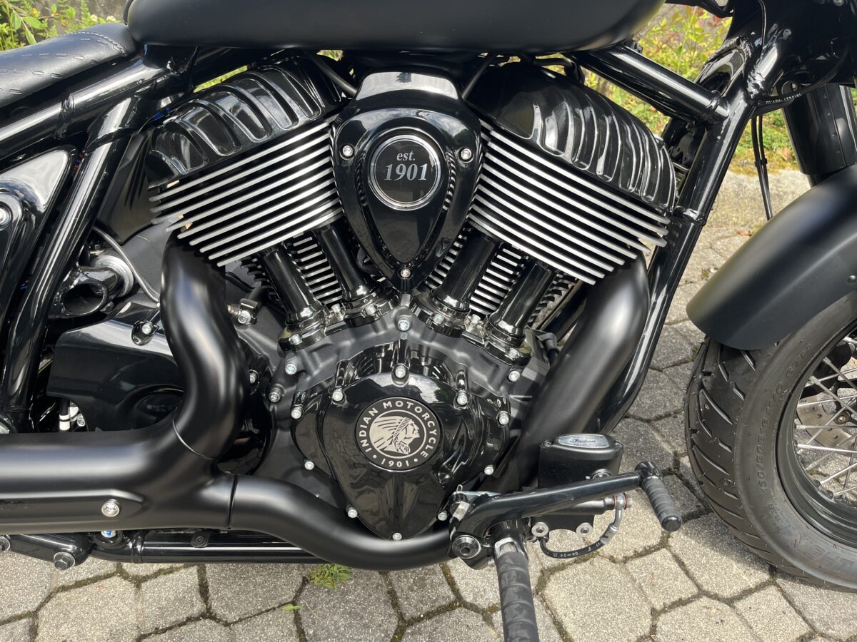INDIAN CHIEF 1890 BOBBER DARK HORSE - immagine 5
