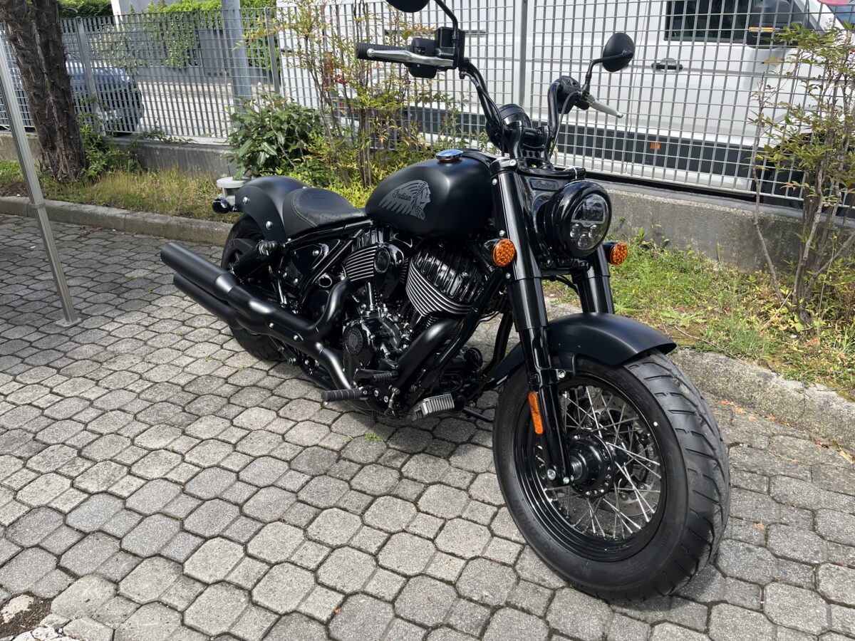 INDIAN CHIEF 1890 BOBBER DARK HORSE - immagine 3
