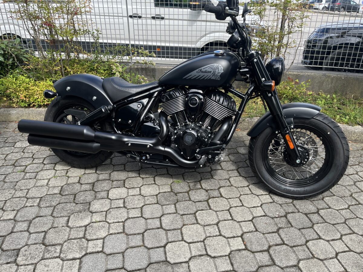 INDIAN CHIEF 1890 BOBBER DARK HORSE