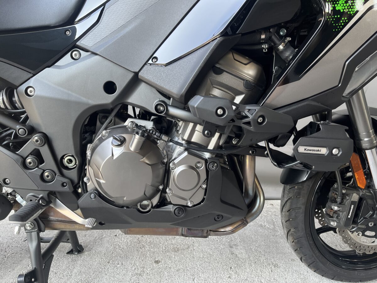 KAWASAKI VERSYS 1000 GRAND TOURER SE 2022 - immagine 11