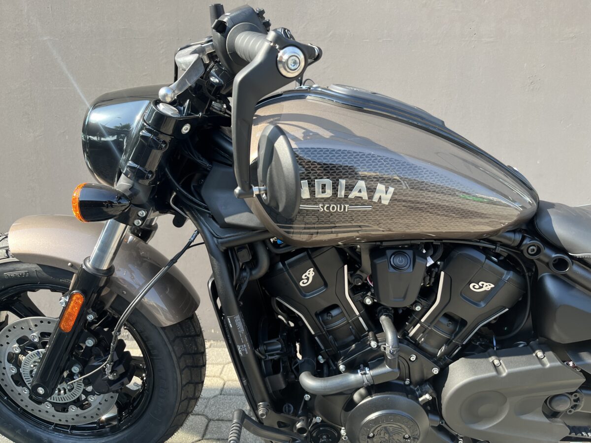 INDIAN SCOUT 1250 BOBBER LTD+TECH NARA BRONZE - immagine 4
