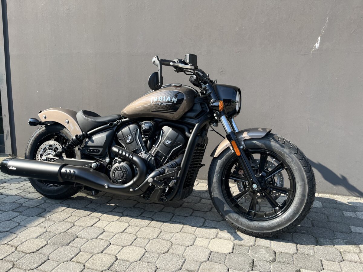 INDIAN SCOUT 1250 BOBBER LTD+TECH NARA BRONZE
