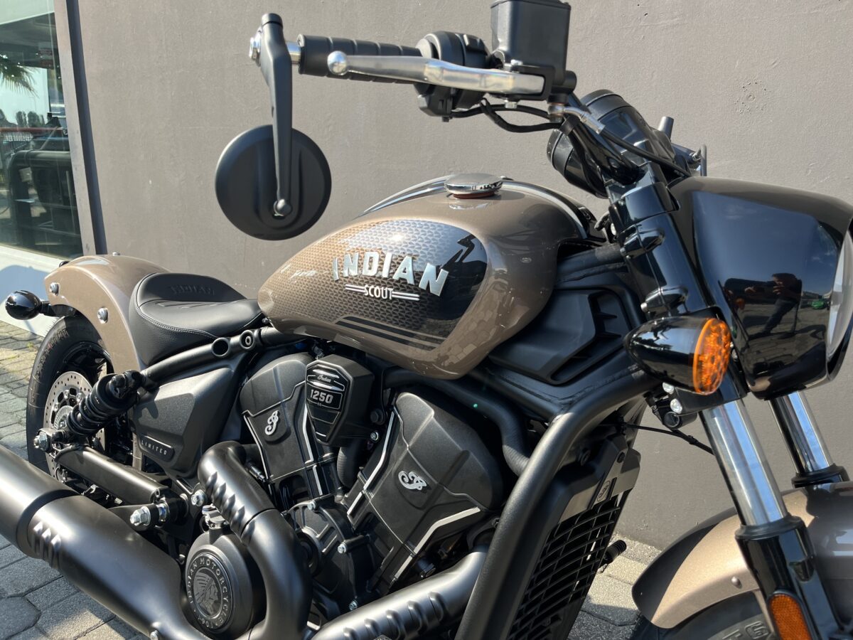 INDIAN SCOUT 1250 BOBBER LTD+TECH NARA BRONZE - immagine 14