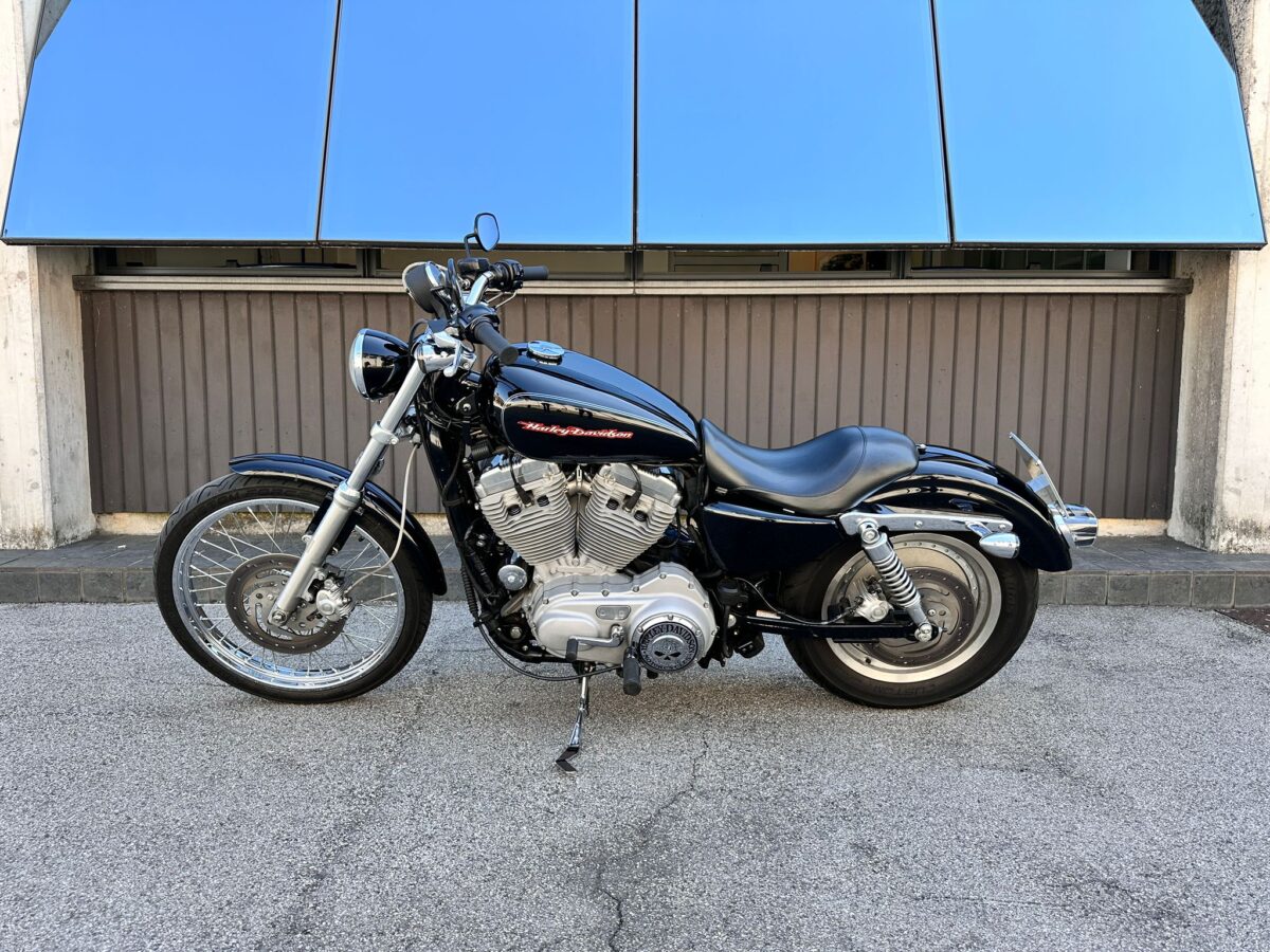 HARLEY DAVIDSON SPORTSTER 883 CUSTOM - 2006 - immagine 10
