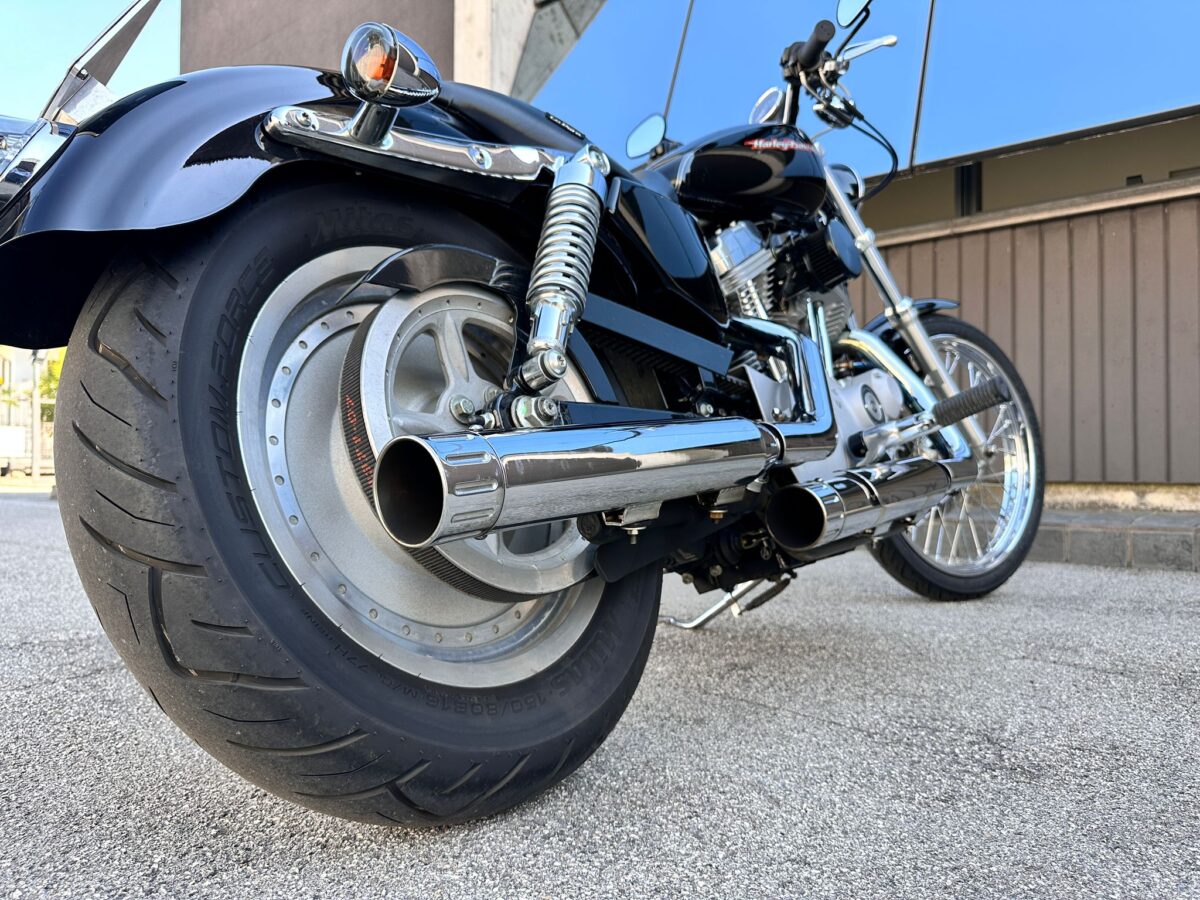 HARLEY DAVIDSON SPORTSTER 883 CUSTOM - 2006 - immagine 17