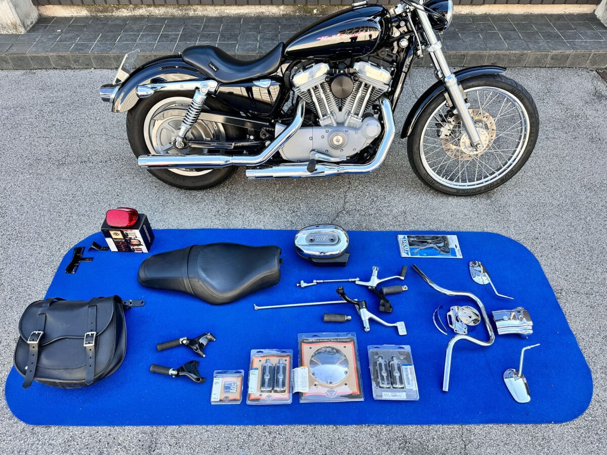 HARLEY DAVIDSON SPORTSTER 883 CUSTOM - 2006 - immagine 2